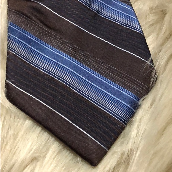 Blue pattern Neck ties. - Picture 2 of 6